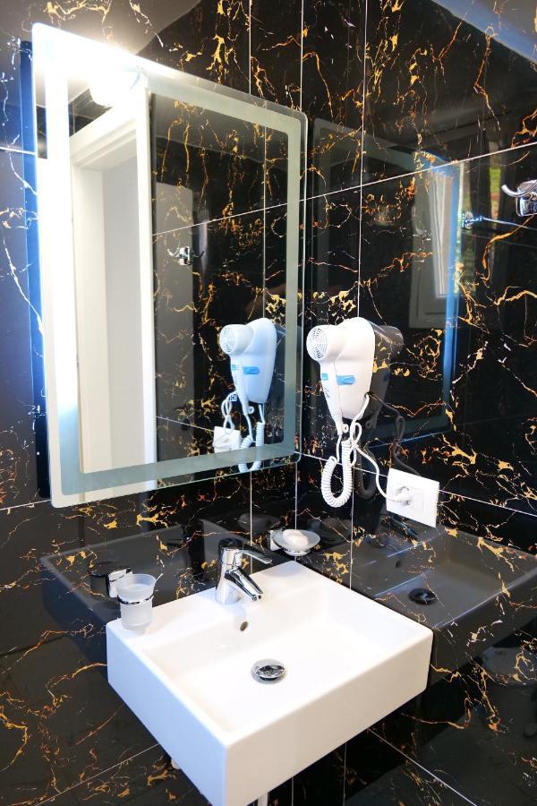 Elite Hotel Saranda Zewnętrze zdjęcie